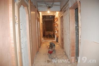 �r���e�^����ȼ���� �L������1�f�P������ͣ��